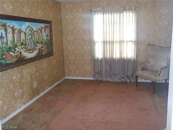 5th image of 24180 Bear Creek Dr