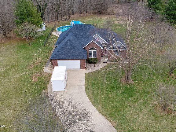 3rd image of 1157 Foxfire Rd