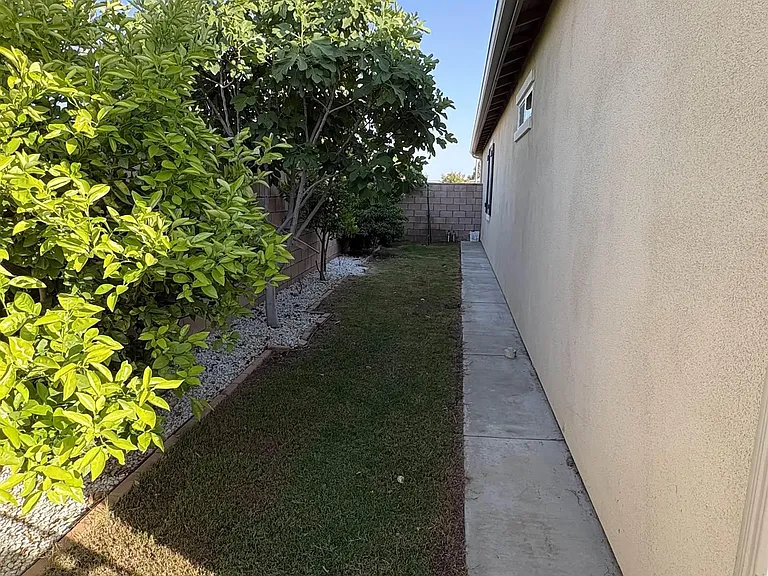 420 Appleton Way — Photo 28