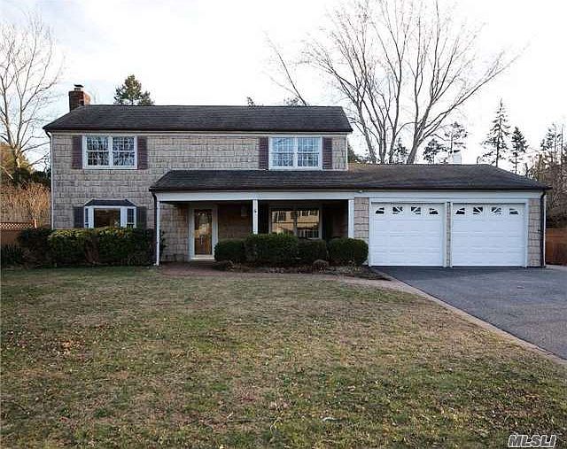1st image of 30 Millbrook Dr