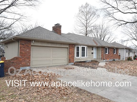 2nd image of 11801 E 62nd St