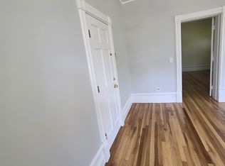 15 Alexander St APT 1, Framingham, MA 01702