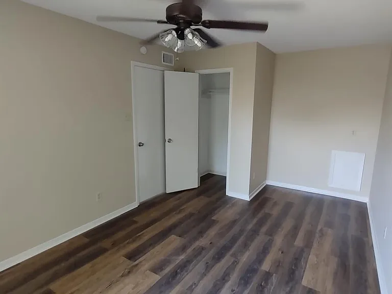 102 Libby Cir — Photo 15