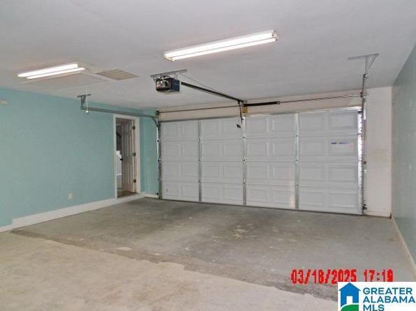 134 Pebble Ln, Alabaster, AL 35007