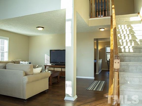 3rd image of 5002 Bridgewood Dr