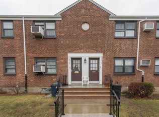 19950 19th Ave, Whitestone, NY 11357