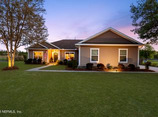 8204 Hunters Rdg S, Glen Saint Mary, FL 32040