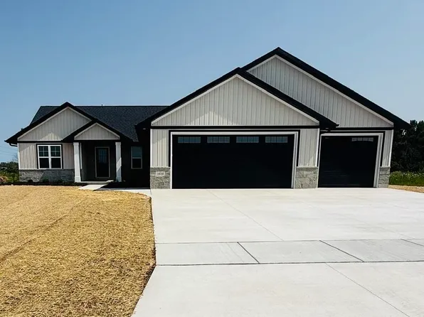 1610 Torchwood Trl, De Pere, WI 54115