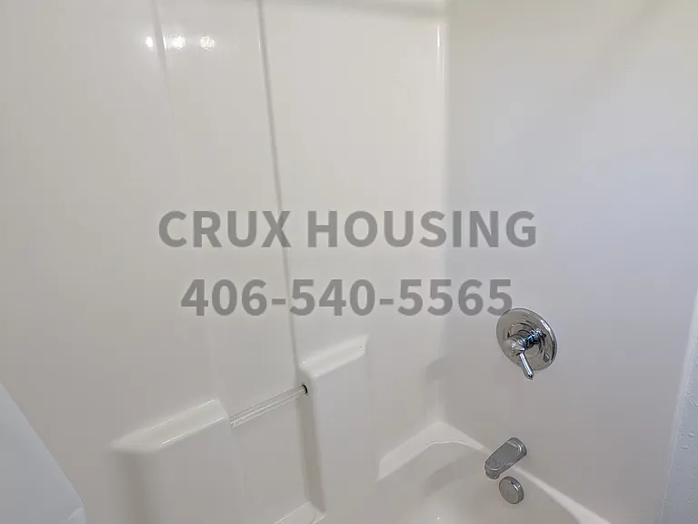 621 6th Ave N #5 — Photo 9