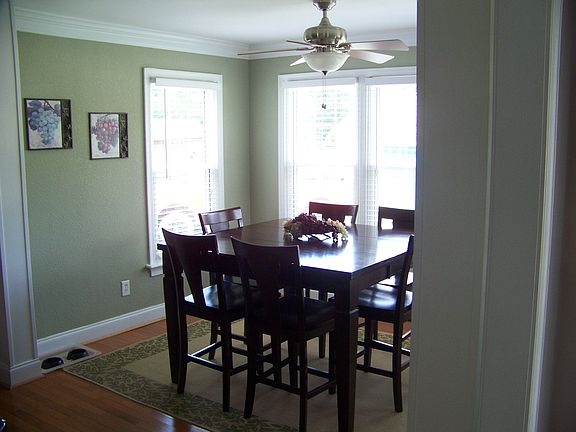 Dining area in the kitchen