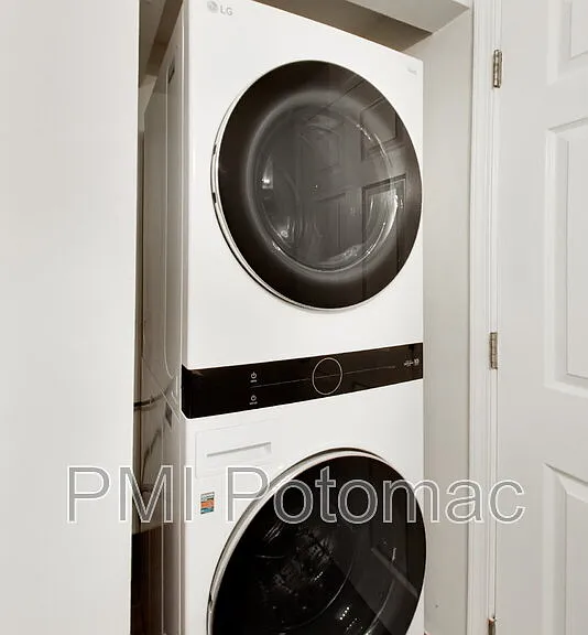 9391 Chadburn Pl — Photo 14