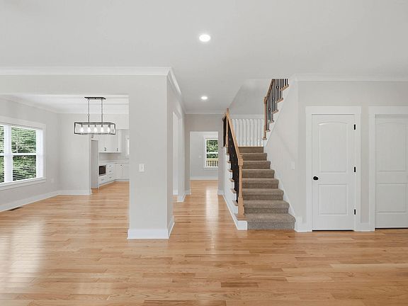 4th image of 332 56th St NW