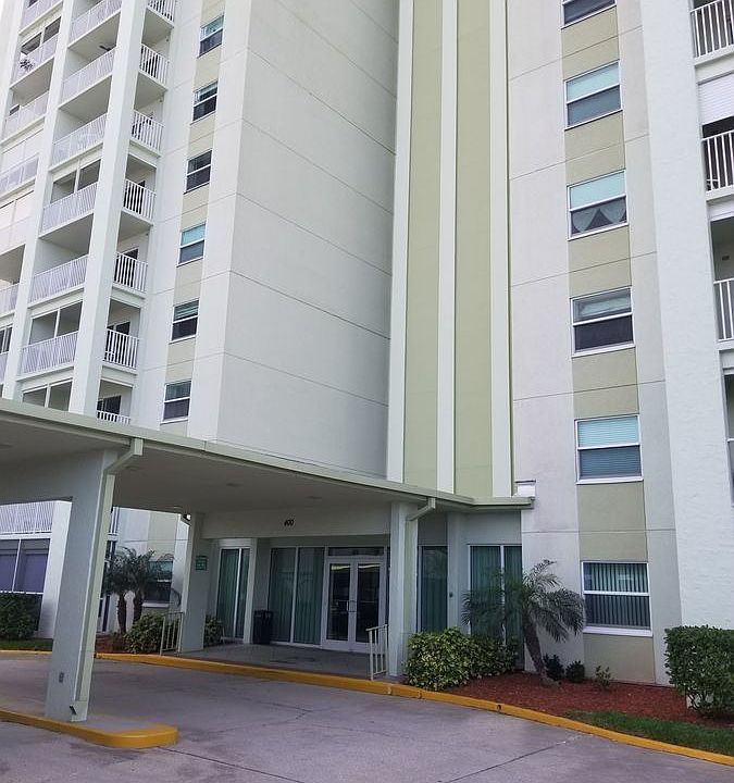 1st image of 600 64th Ave #904