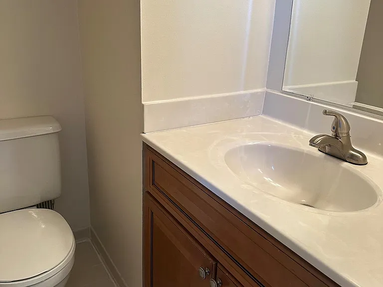 529 Colecroft Ct — Photo 22