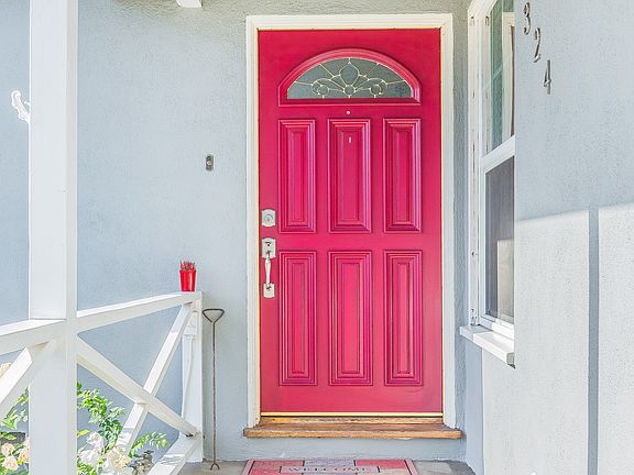 3rd image of 2329 E Legrande Ave