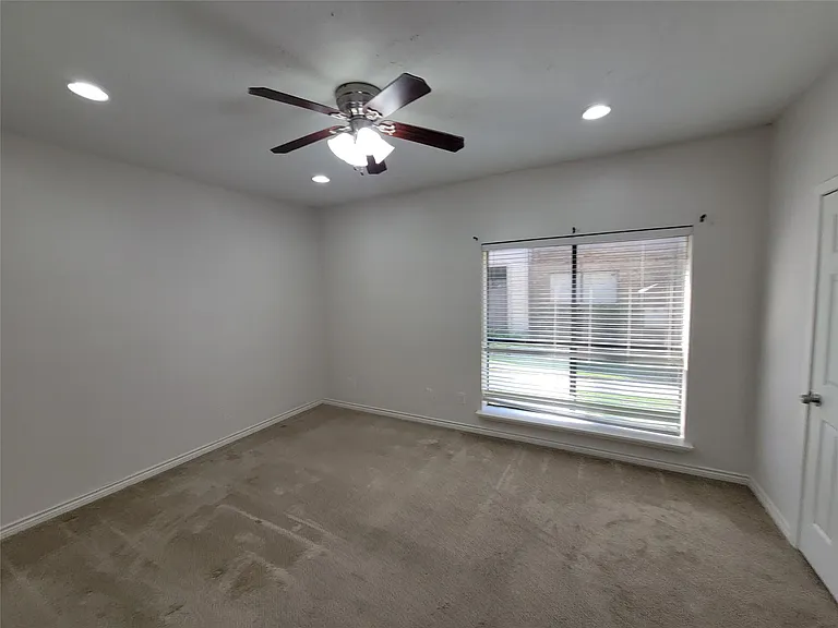 2025 Augusta Dr #303 — Photo 23