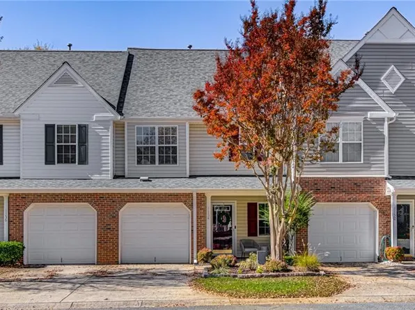 1154 Parsons Pl, Greensboro, NC 27410