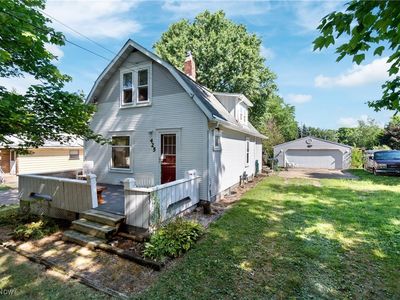 425 Loomis Ave, Cuyahoga Falls, OH, 44221