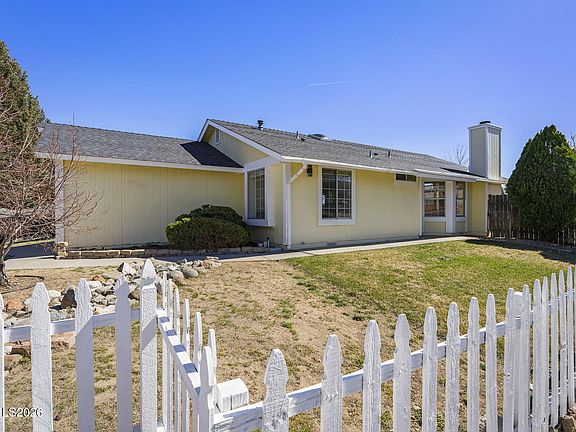 3rd image of 6290 Chesterfield Ln