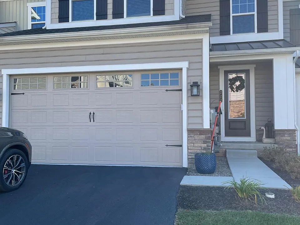 222 Riper Rd