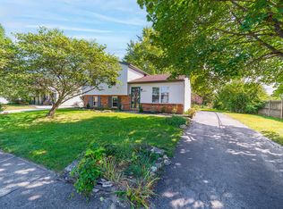 2452 Cedar Creek Dr, Grove City, OH 43123