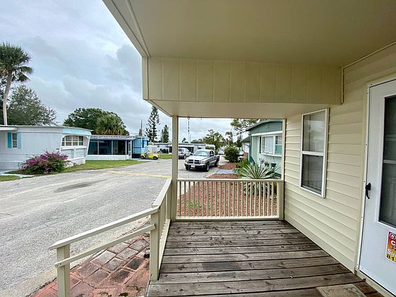 3rd image of 241 Astronaut Ln