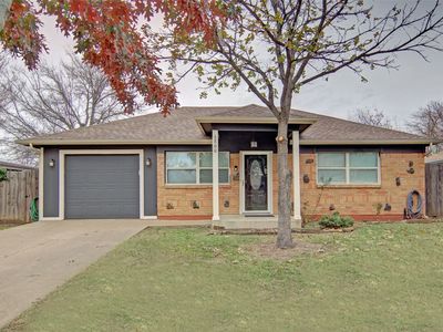 6800 Wallis Rd, Lake Worth, TX, 76135