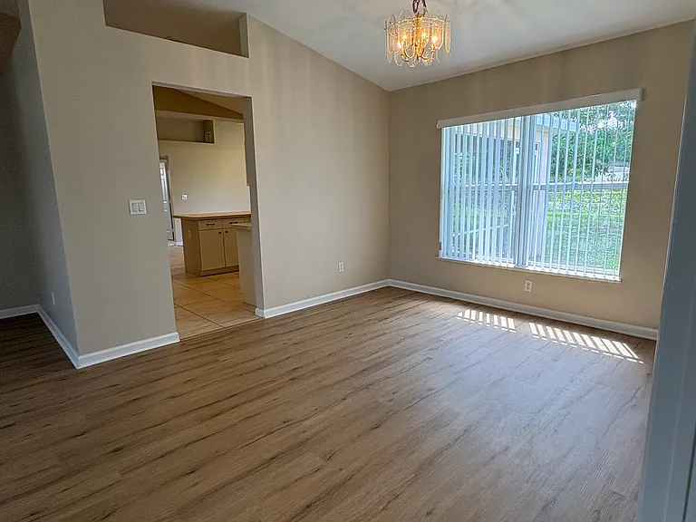 1797 SW Commargo St — Photo 5