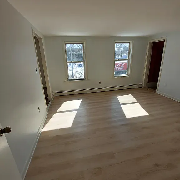 164 Main St #1 — Photo 6
