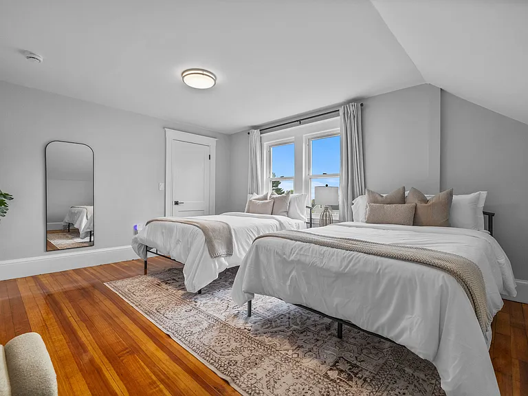 7 Dickson St #1 — Photo 14