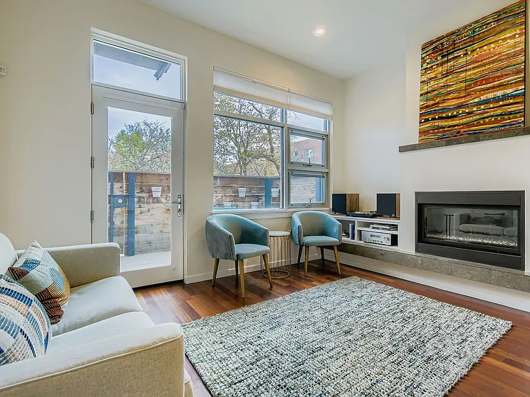 1505 Pearl St #109 — Photo 7