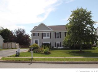100 Daniel Brown Dr, Groton, CT 06355
