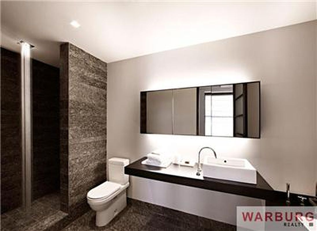 20 Pine Street #1403 in Financial District, Manhattan | StreetEasy