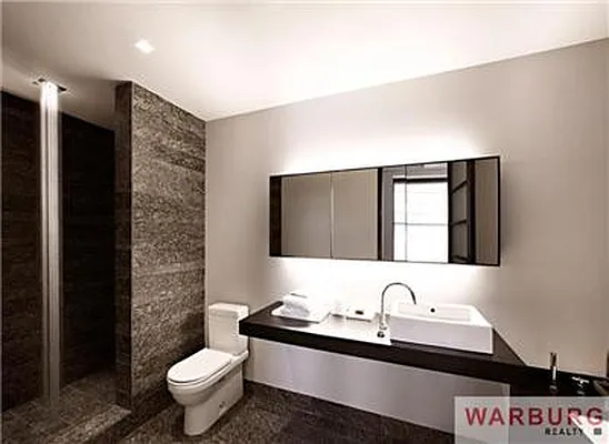 Sold by Warburg | media 11