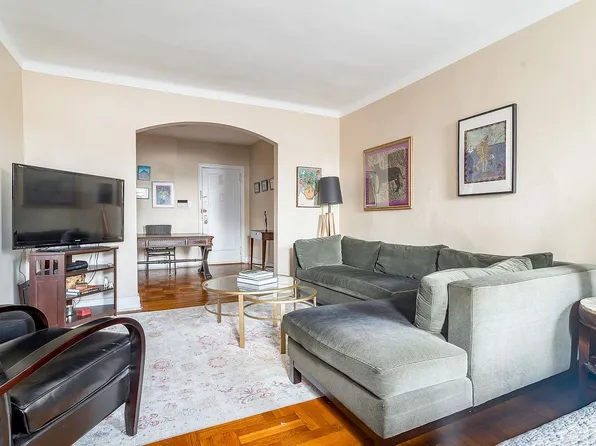 960 Sterling Pl APT 4H, Brooklyn, NY 11213