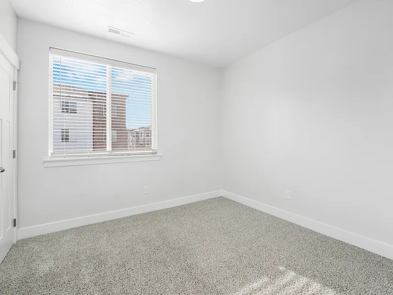 13528 S Commodus Dr #L302 — Photo 7