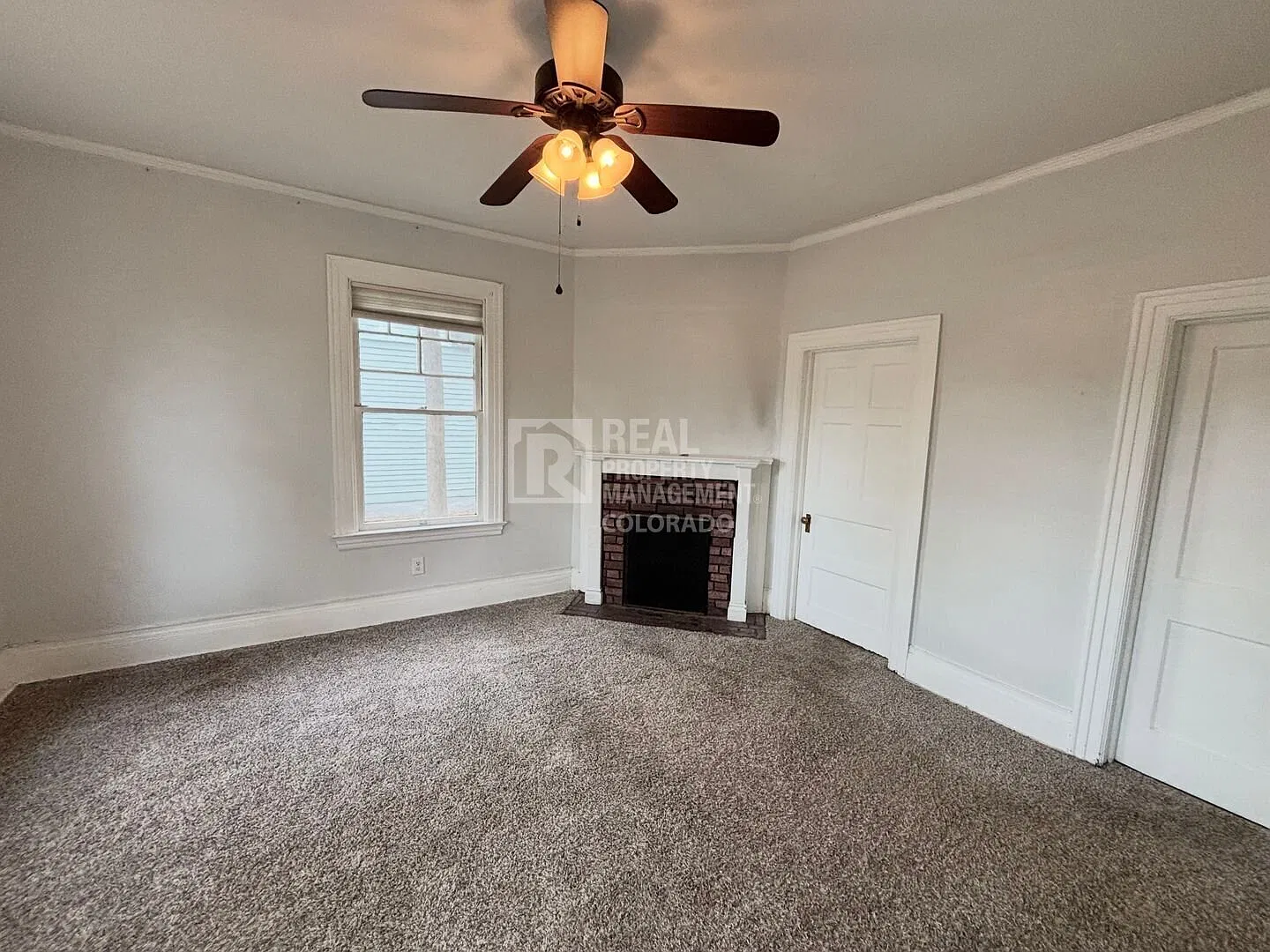 Old North End Studio with classic charm — Photo 2