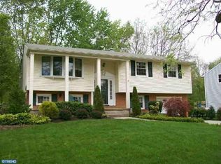 1406 Longfellow Dr, Cherry Hill, NJ 08003