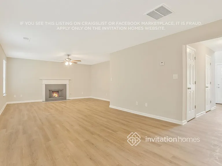 2736 Live Oak Trl — Photo 2