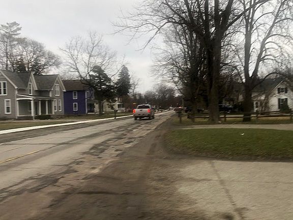 5th image of 7557 West Rd