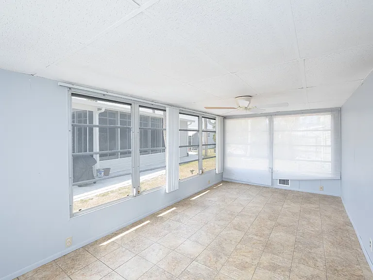 603 Locarno Dr — Photo 9