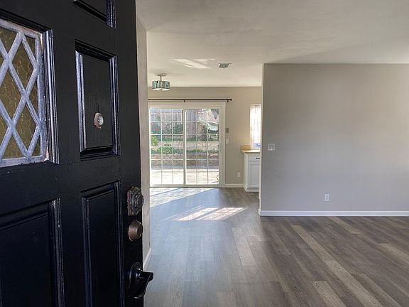 3rd image of 1607 Sierraville Ave