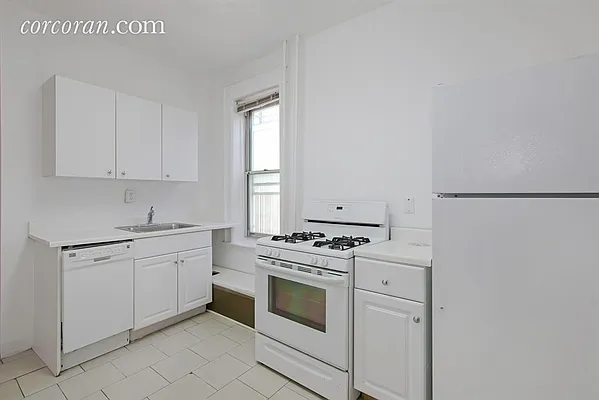 Rented by Corcoran | media 6