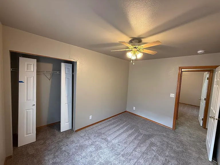 1211 E Elderberry Cir — Photo 14