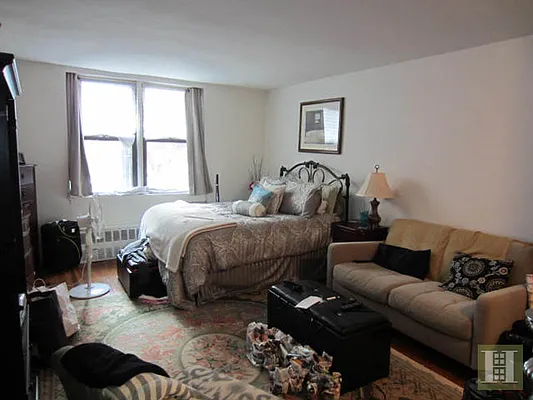 Rented by Halstead Real Estate | media 28