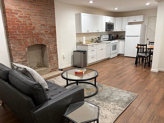 2nd image of 331 Forrest St #1