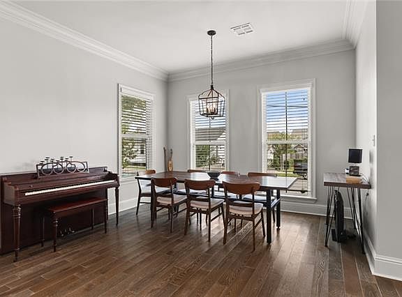 5th image of 5172 Venus St #5172