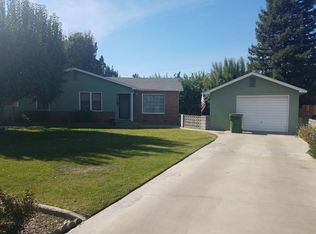 12923 Sierra Ave, Cutler, CA 93615