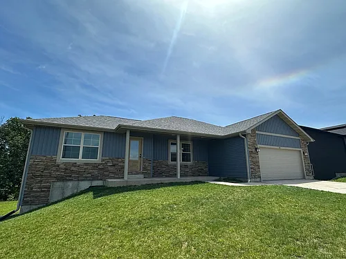 165 Mesa Dr Photo 1