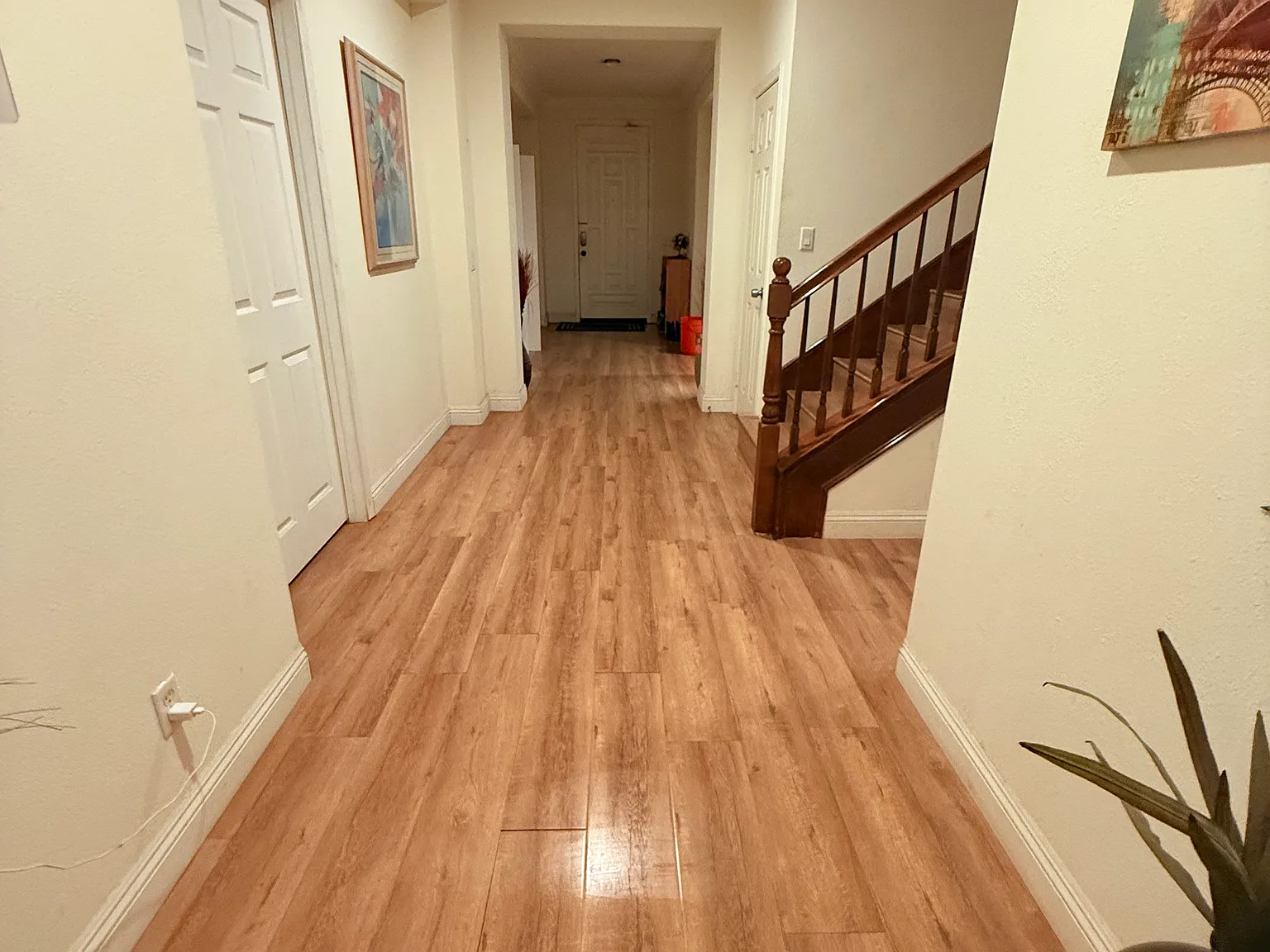 6 bed, 4190 sqft, $1,199 — Photo 4